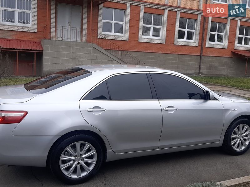 Седан Toyota Camry 2007 в Умані