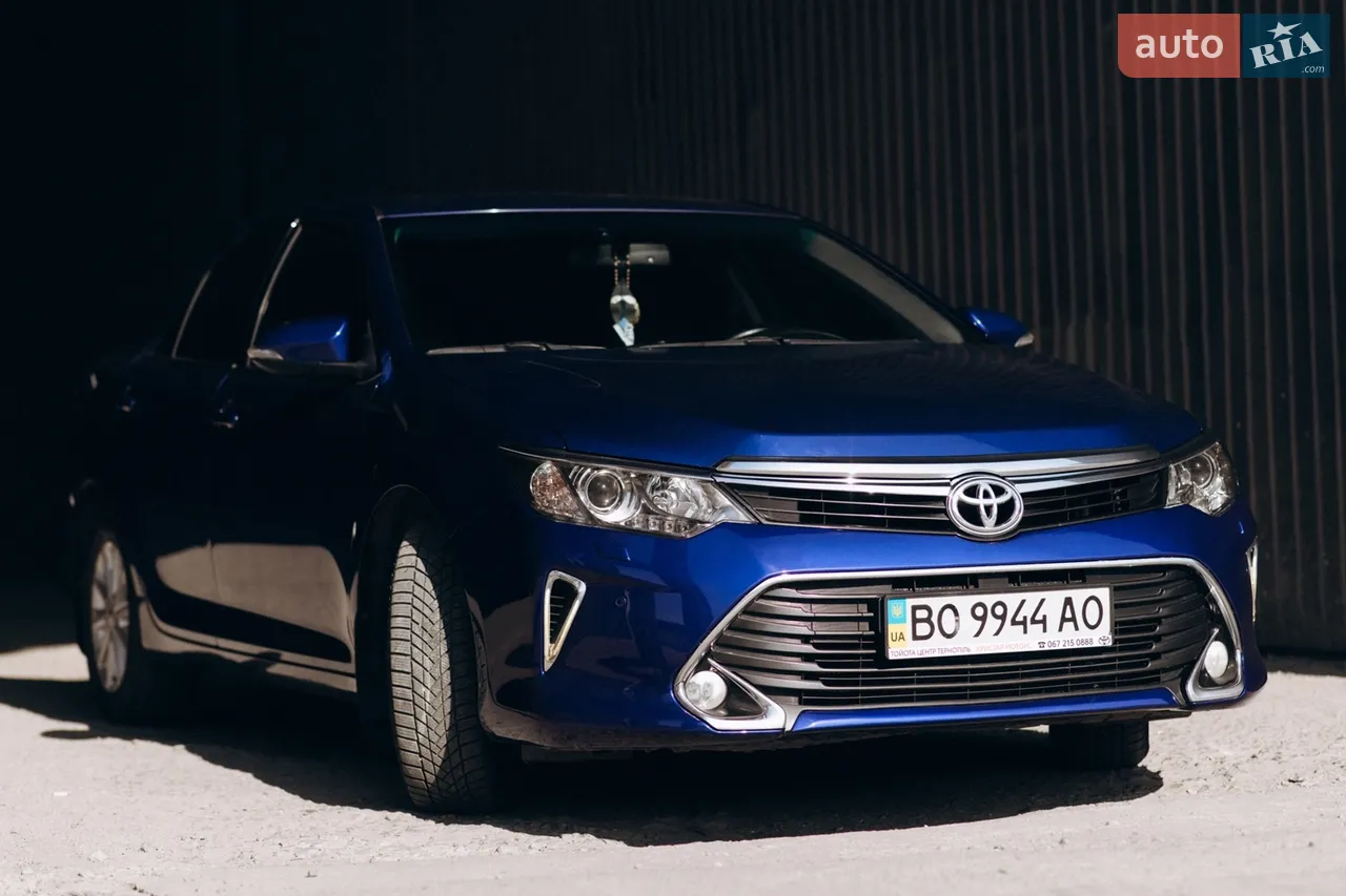 2016 Toyota Camry - мініатюра 21