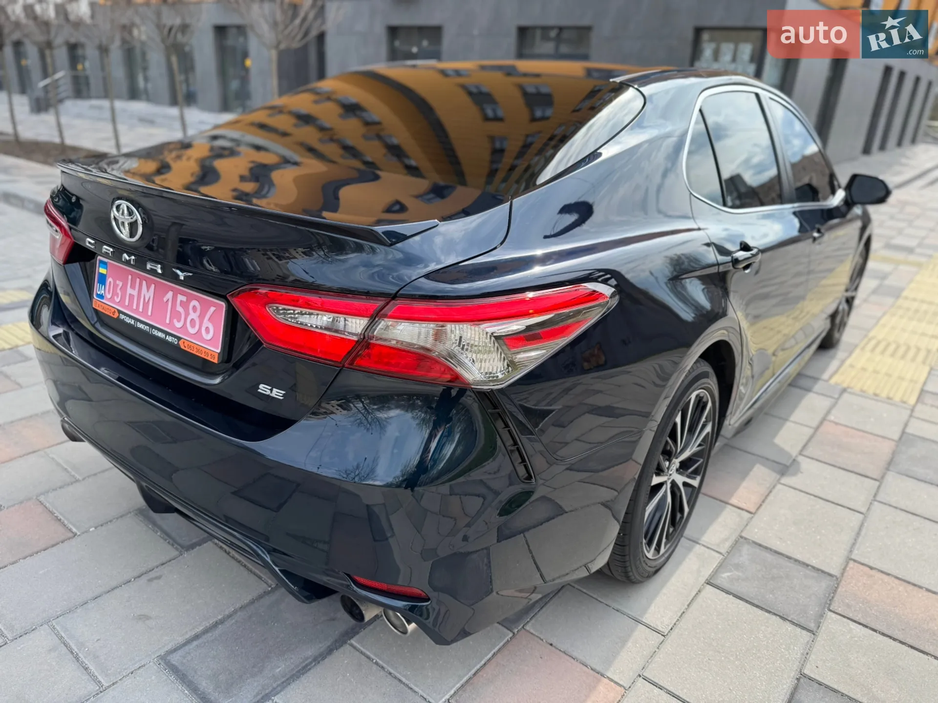 2018 Toyota Camry - мініатюра 18