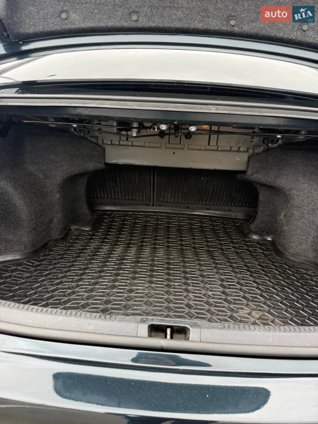 2016 Toyota Camry - мініатюра 10