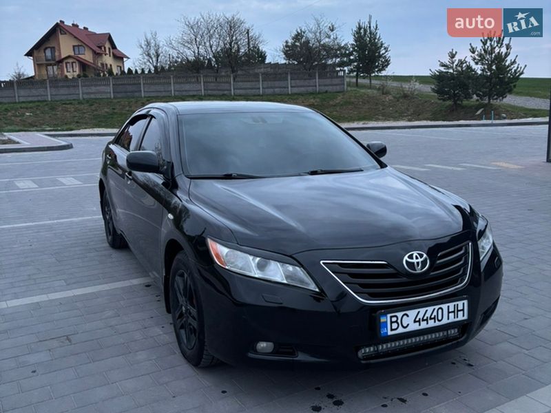 Седан Toyota Camry 2007 в Мостиске