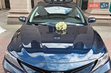 Седан Toyota Camry 2021 в Запоріжжі
