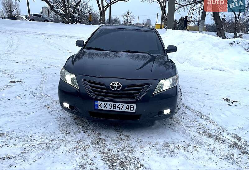 Седан Toyota Camry 2007 в Харкові