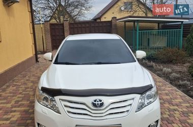 Седан Toyota Camry 2010 в Дніпрі