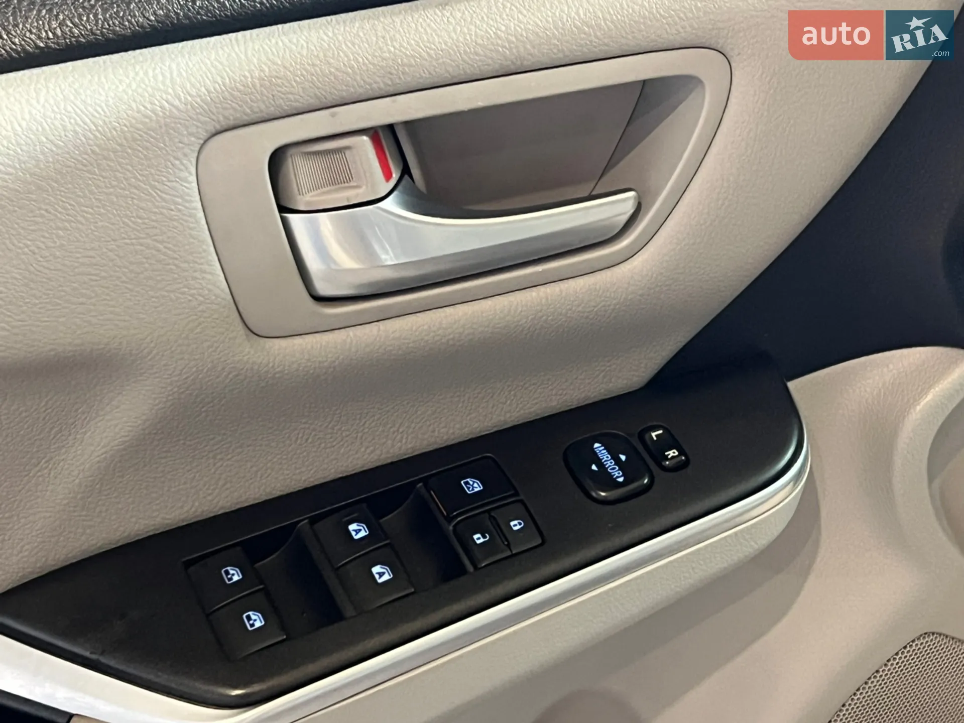 2015 Toyota Camry - мініатюра 10