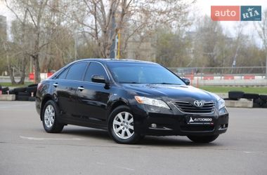Седан Toyota Camry 2007 в Києві