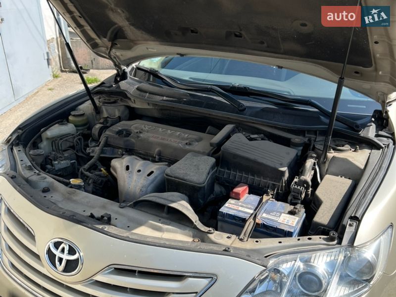 Седан Toyota Camry 2007 в Черновцах