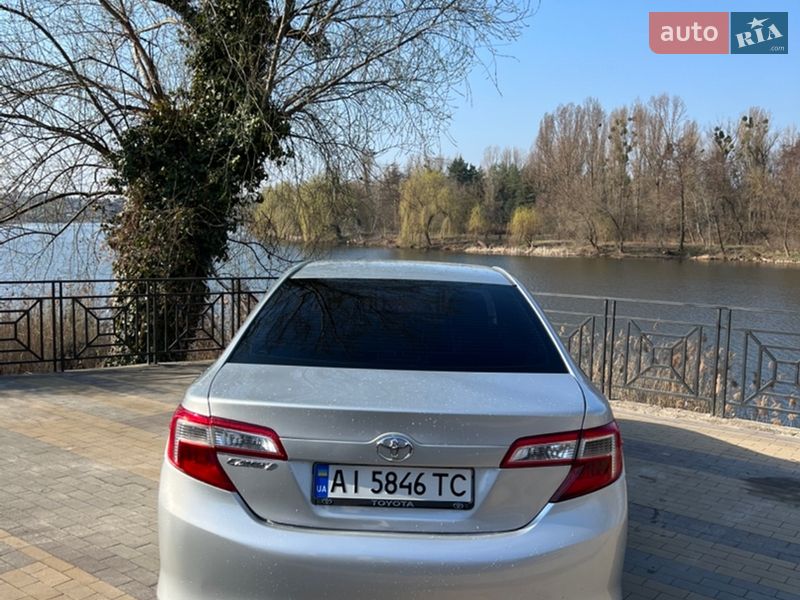 Седан Toyota Camry 2014 в Белой Церкви