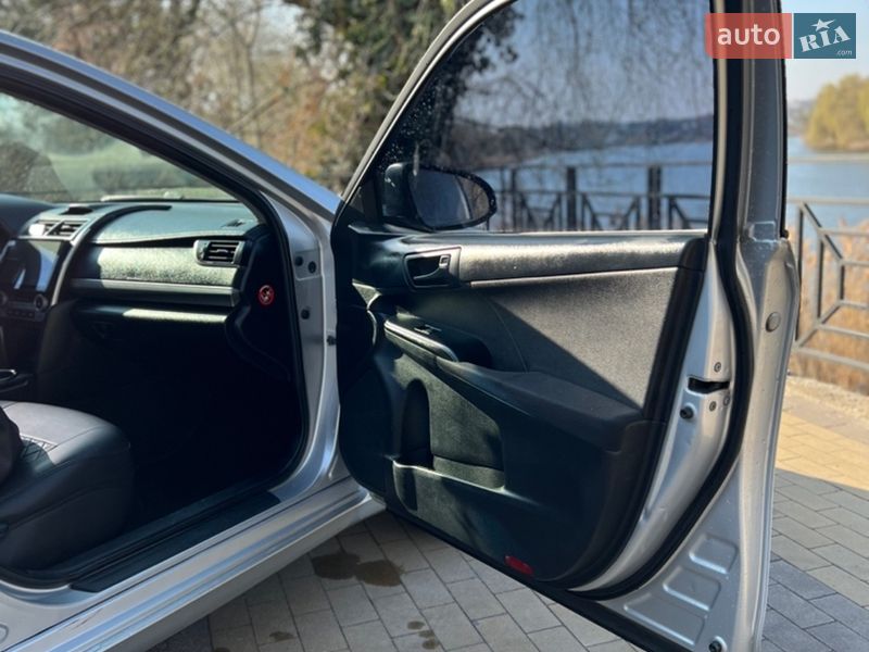 Седан Toyota Camry 2014 в Белой Церкви