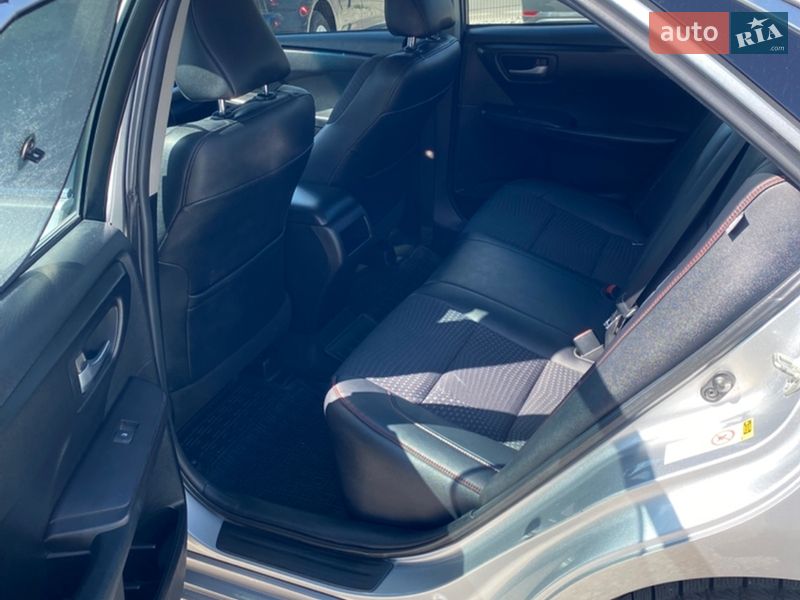 Седан Toyota Camry 2015 в Белой Церкви