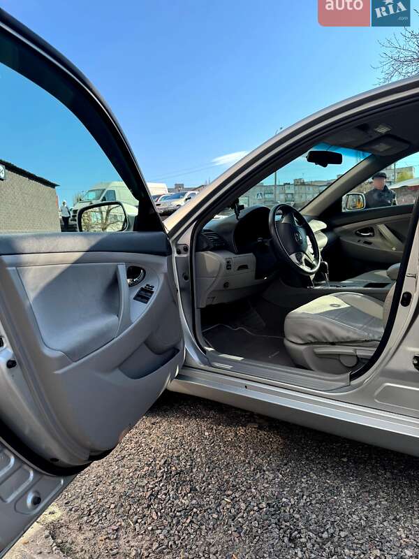 Седан Toyota Camry 2008 в Черкассах фото 17 Седан Toyota Camry 2008 в Черкассах