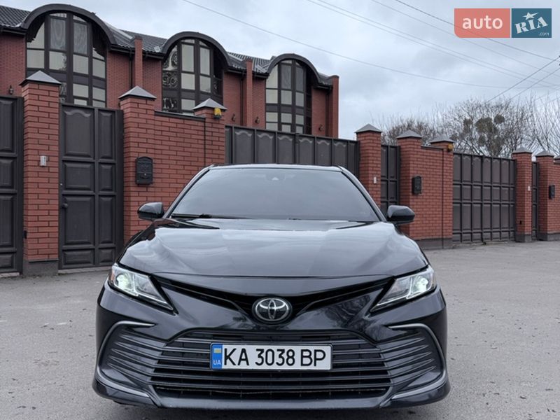 Седан Toyota Camry 2022 в Киеве фото 2 Седан Toyota Camry 2022 в Киеве