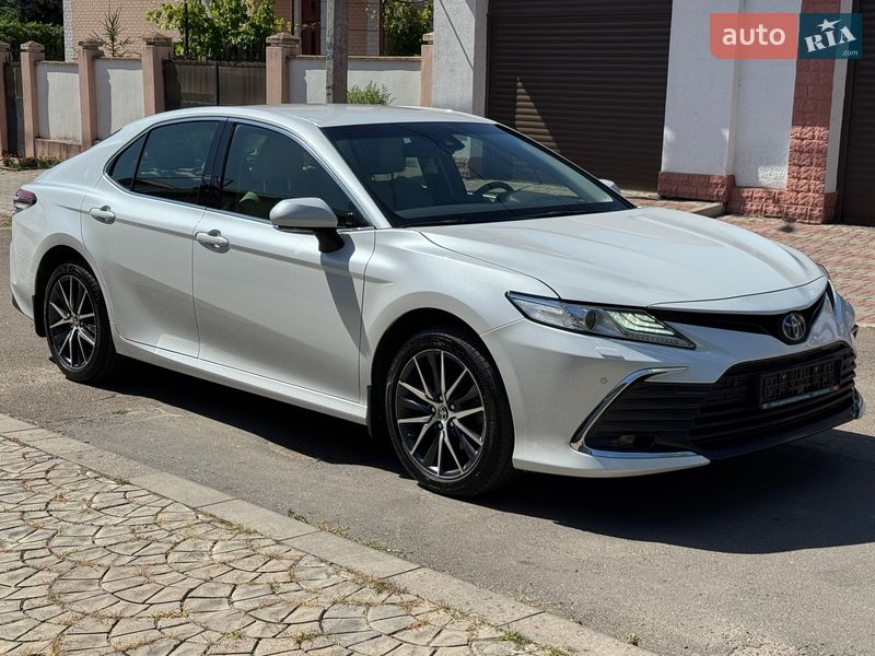 Седан Toyota Camry 2021 в Одессе