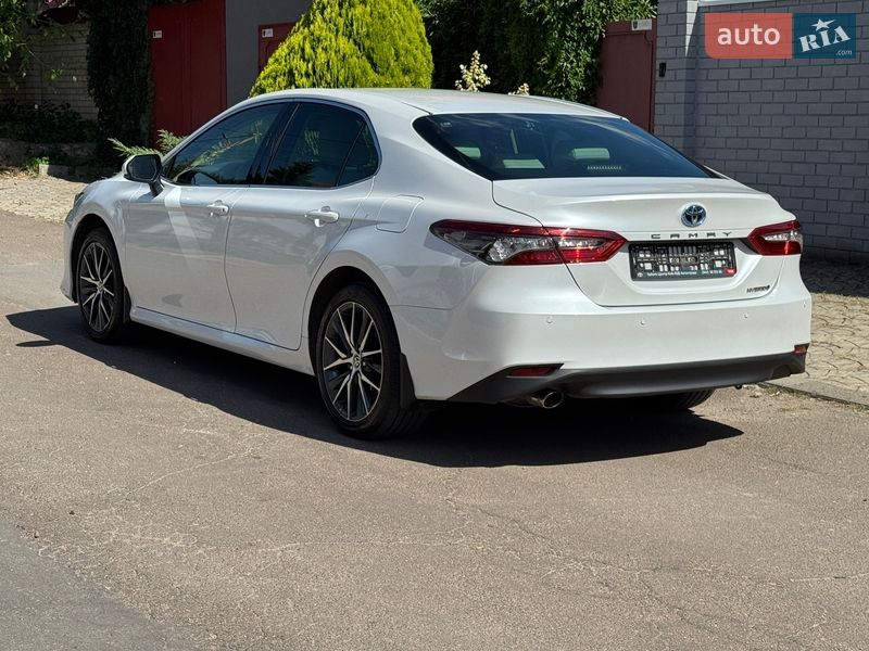 Седан Toyota Camry 2021 в Одессе