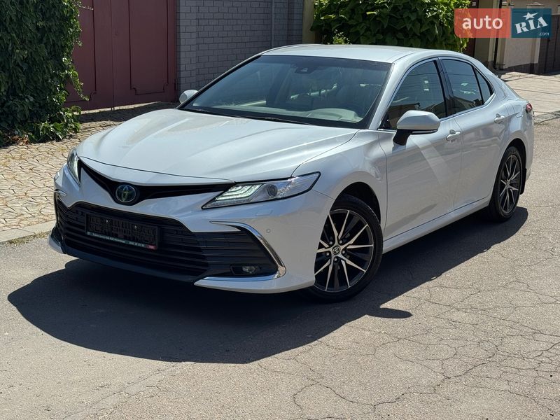 Седан Toyota Camry 2021 в Одессе