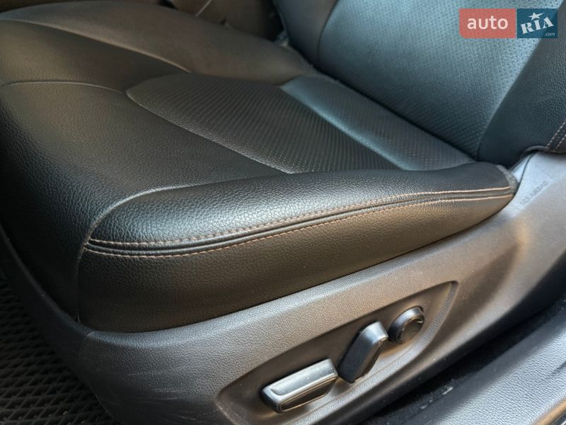 Седан Toyota Camry 2017 в Одессе