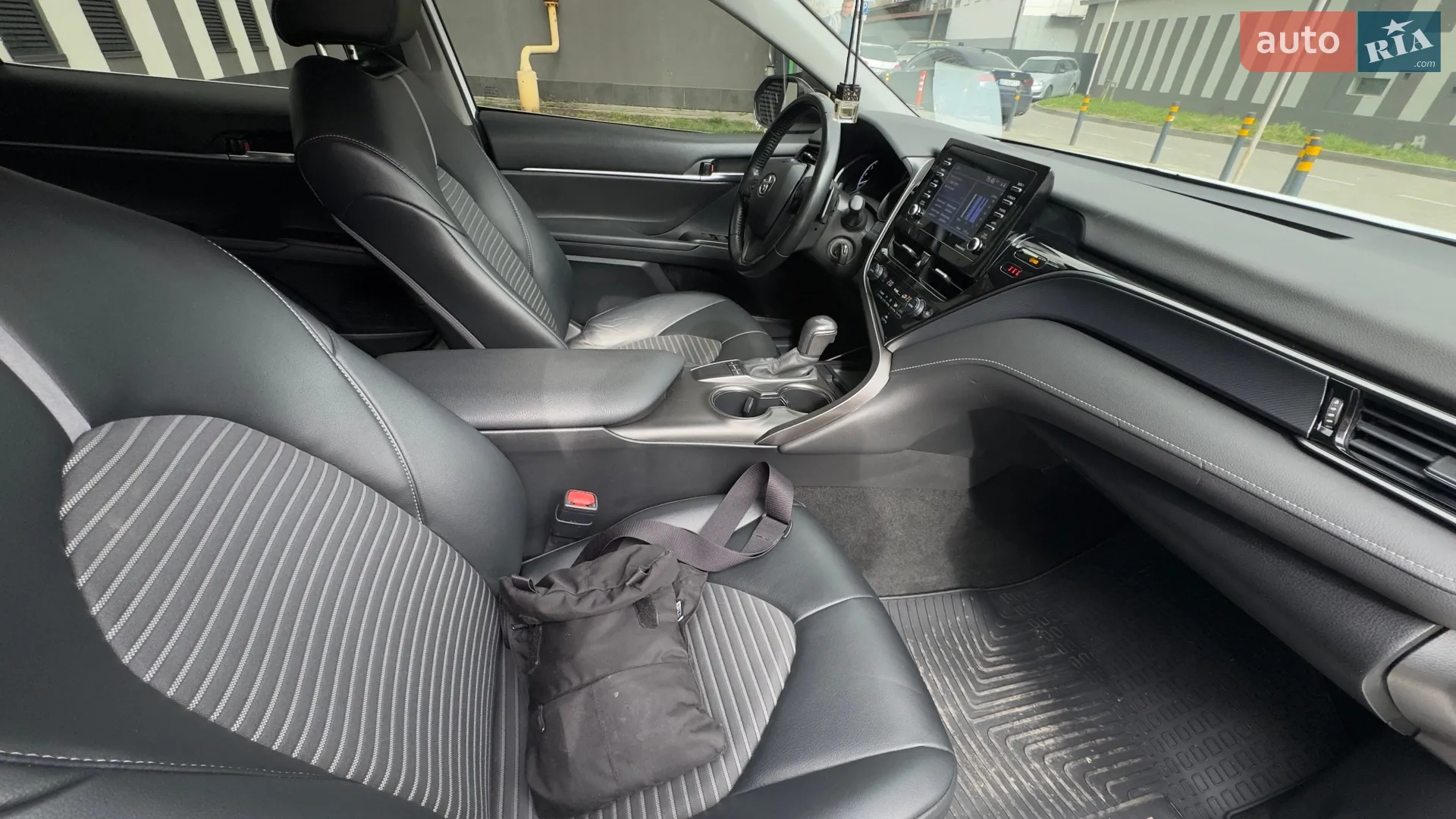 2022 Toyota Camry - мініатюра 14