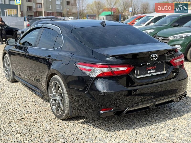 Седан Toyota Camry 2019 в Коломые