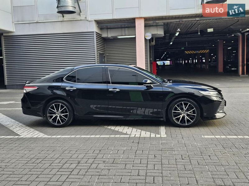 Седан Toyota Camry 2019 в Киеве фото 8 Седан Toyota Camry 2019 в Киеве