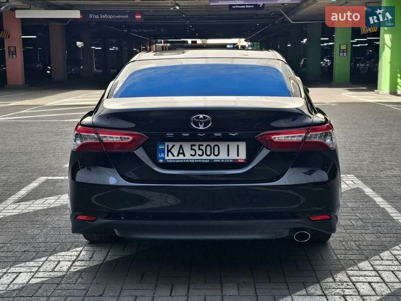 Седан Toyota Camry 2019 в Киеве фото 10 Седан Toyota Camry 2019 в Киеве