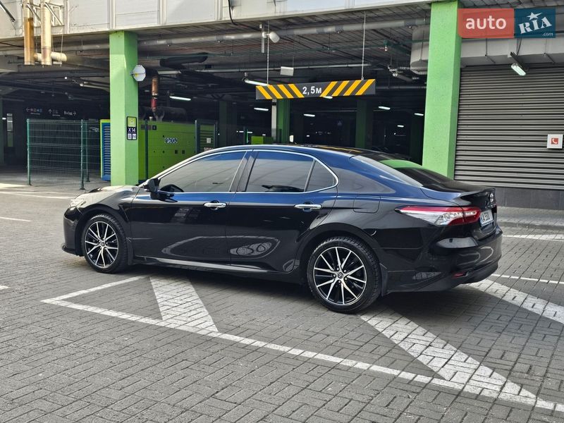 Седан Toyota Camry 2019 в Киеве фото 13 Седан Toyota Camry 2019 в Киеве