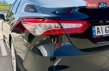 Седан Toyota Camry 2020 в Киеве