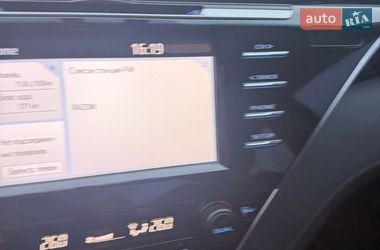 Седан Toyota Camry 2018 в Конотопе