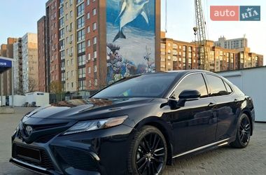 Седан Toyota Camry 2022 в Одессе