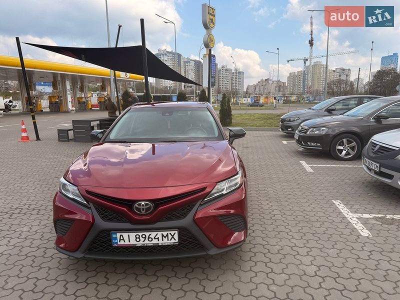Toyota Camry 2018