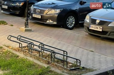 Седан Toyota Camry 2013 в Бобровице