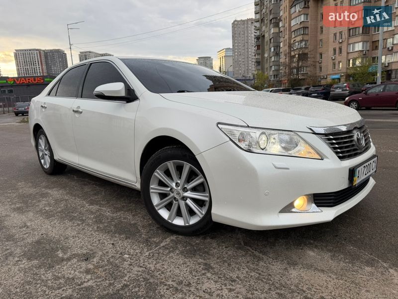 Toyota Camry 2012