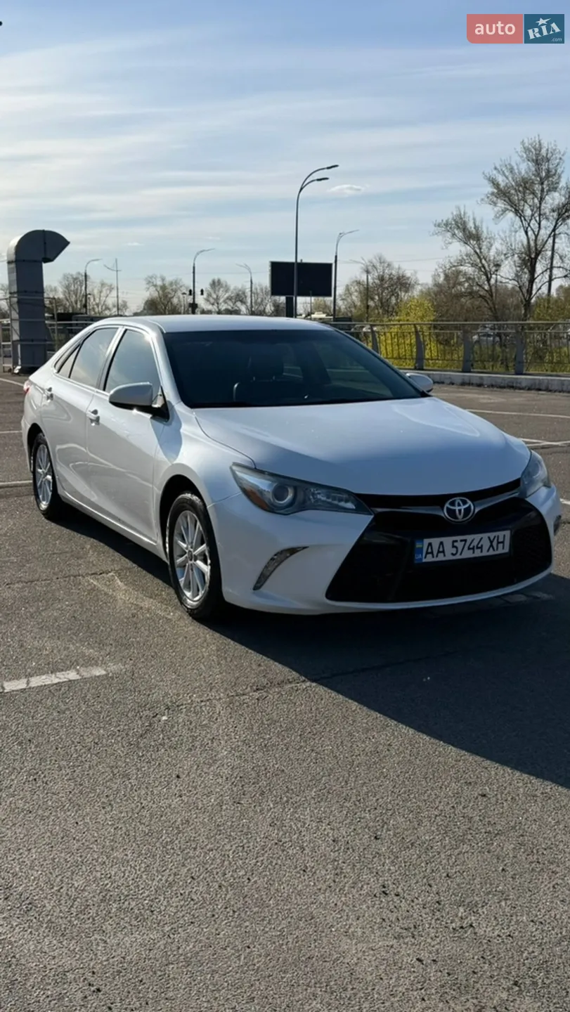 2015 Toyota Camry - мініатюра 3