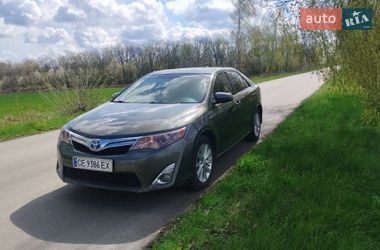 Седан Toyota Camry 2012 в Кельменцях
