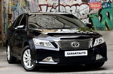 Седан Toyota Camry 2011 в Одесі