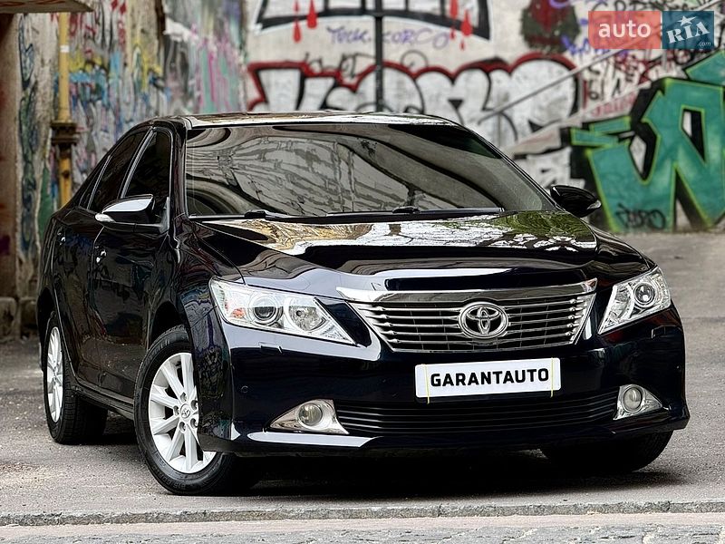 Toyota Camry 2011