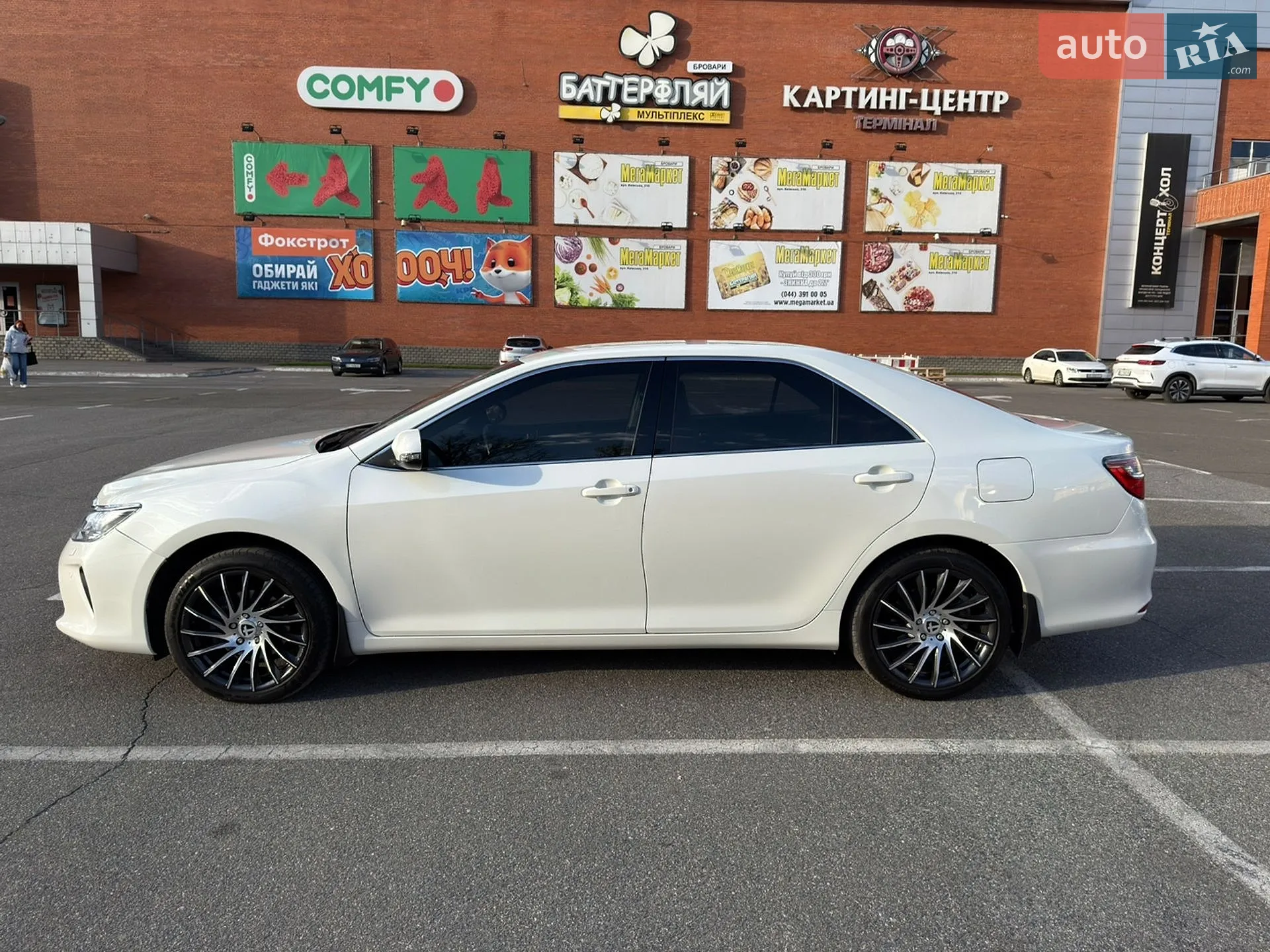 2016 Toyota Camry - мініатюра 4