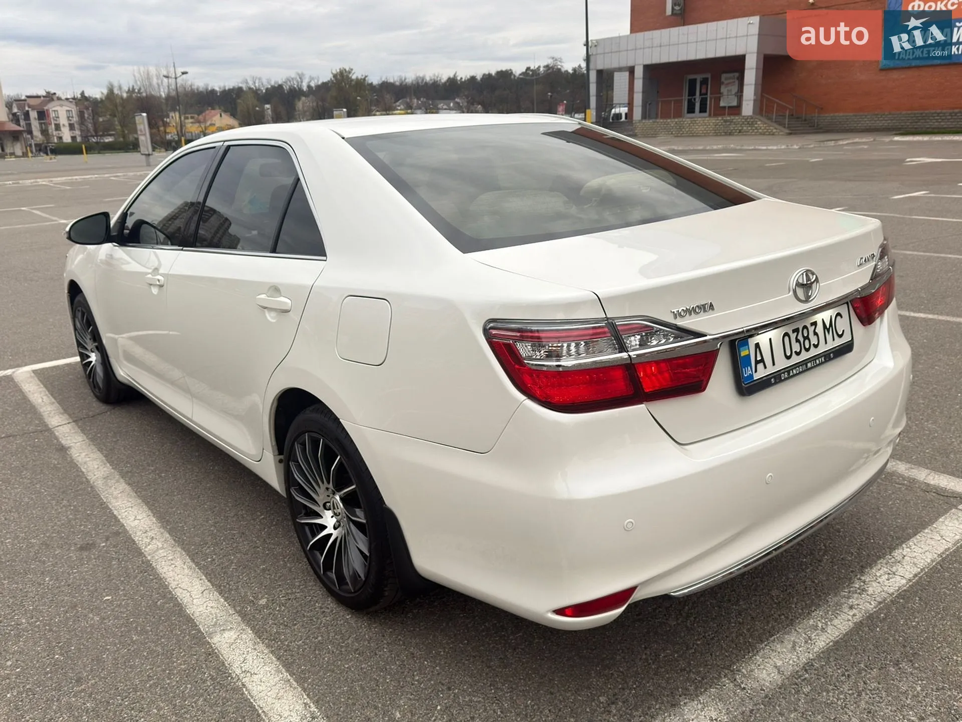 2016 Toyota Camry - мініатюра 22