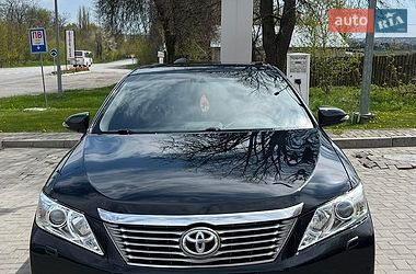 Седан Toyota Camry 2012 в Гайсину
