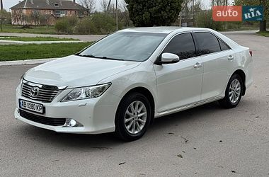 Седан Toyota Camry 2011 в Хмільнику