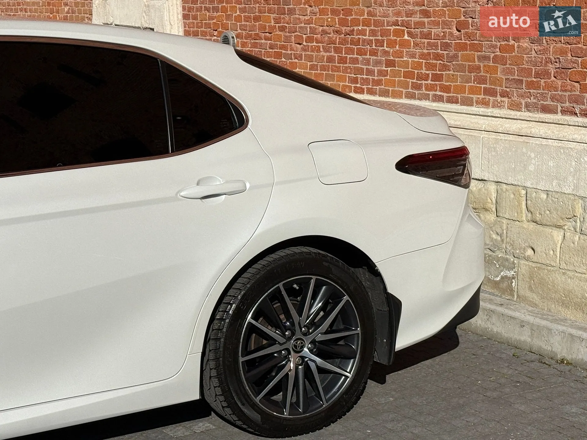 2021 Toyota Camry - мініатюра 11