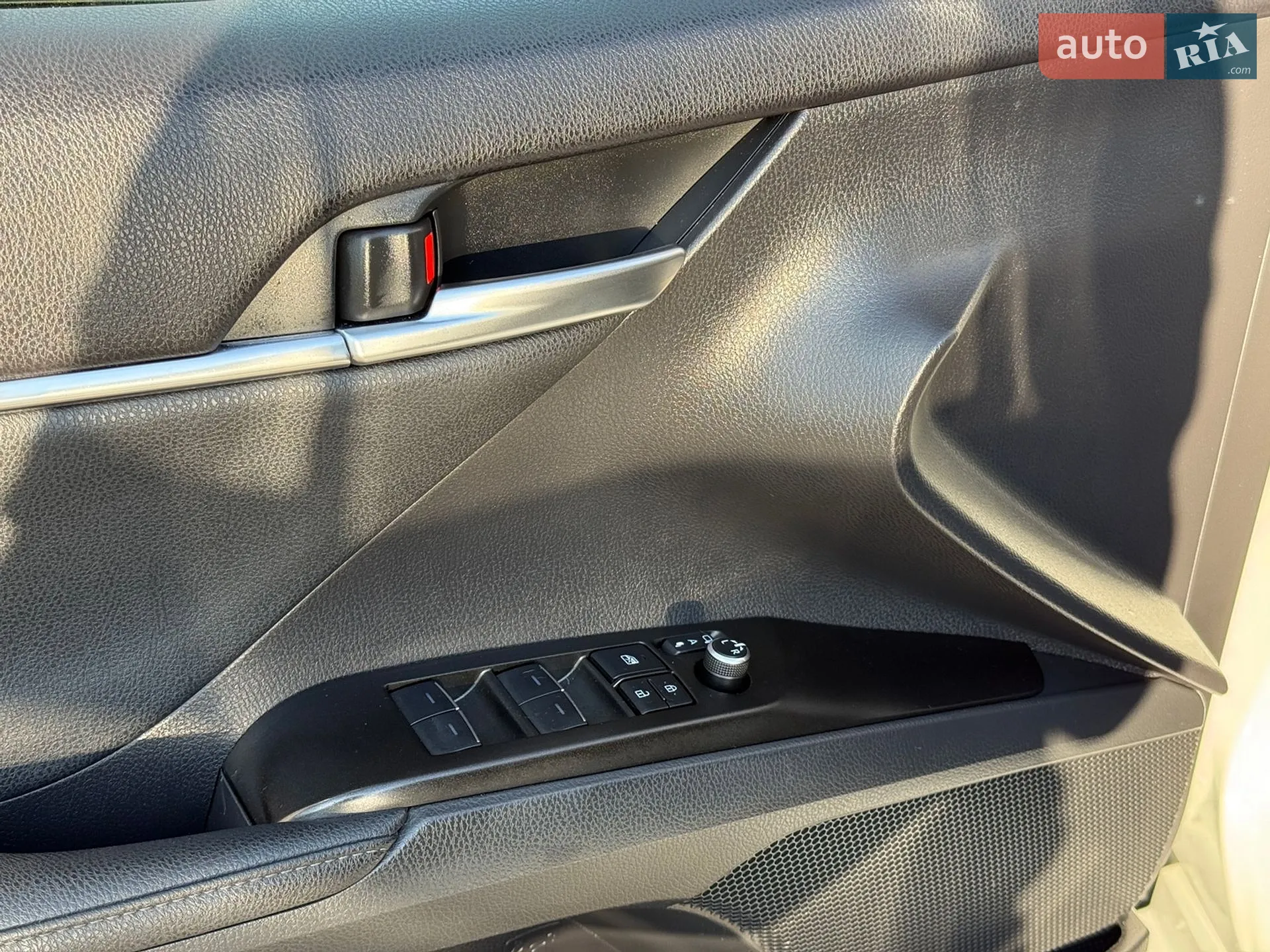 2021 Toyota Camry - мініатюра 37