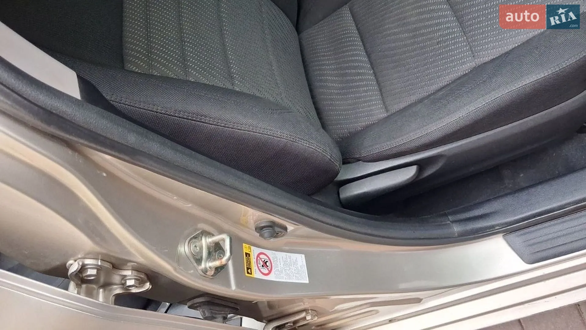 2016 Toyota Camry - мініатюра 8