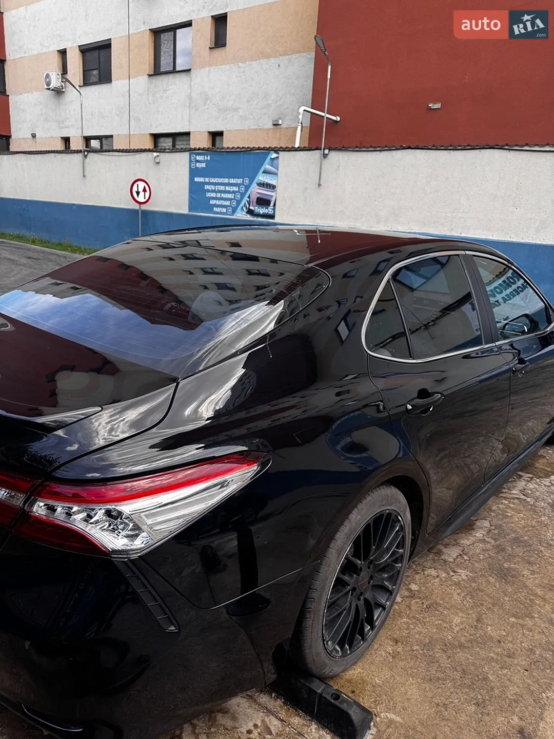 2018 Toyota Camry - мініатюра 8