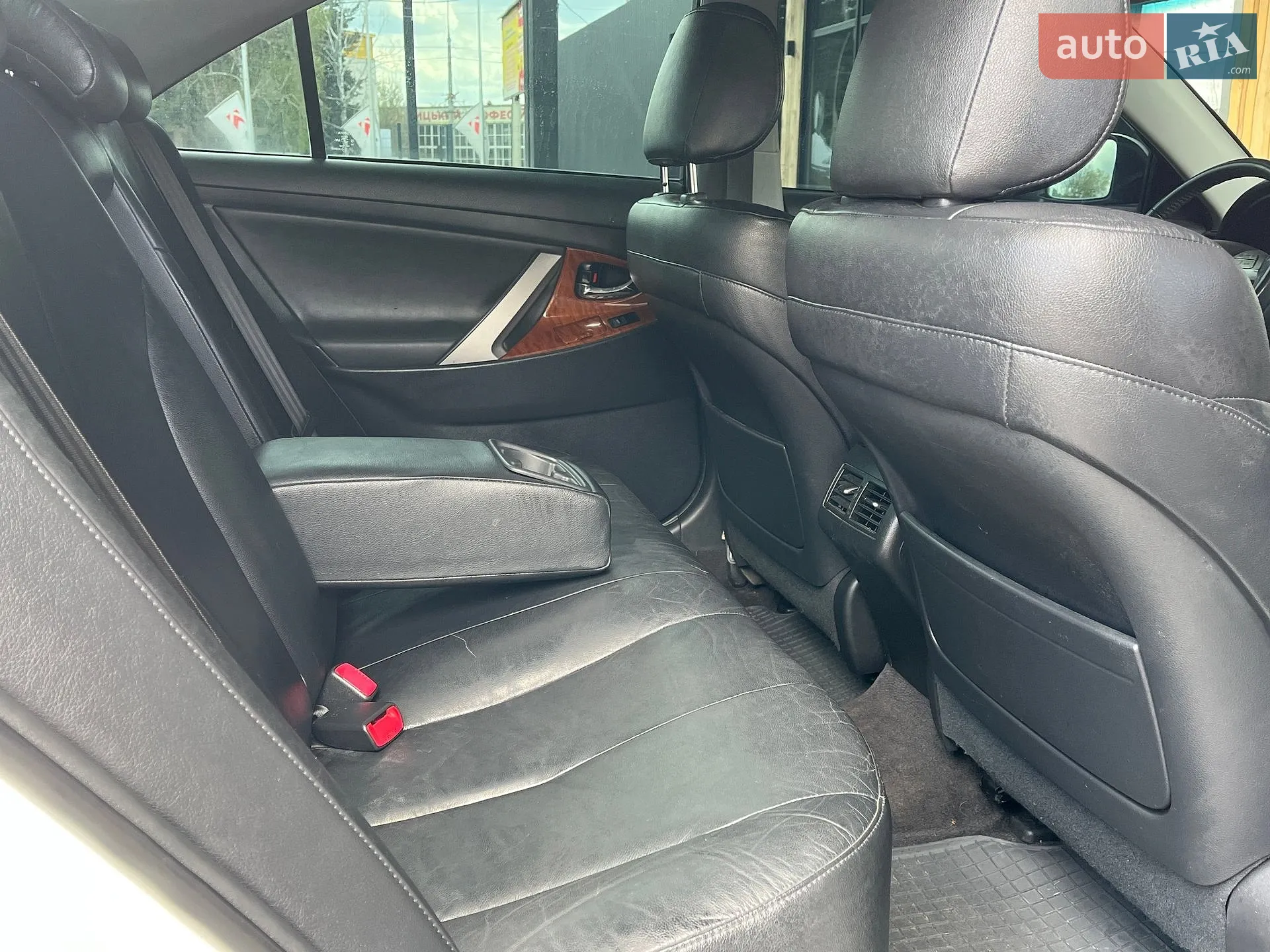 2010 Toyota Camry - мініатюра 32