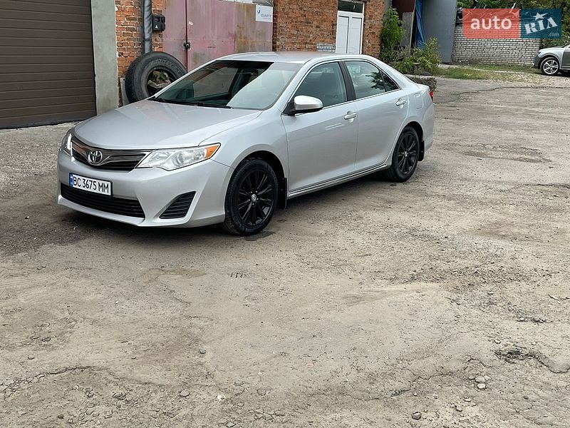 Toyota Camry 2013