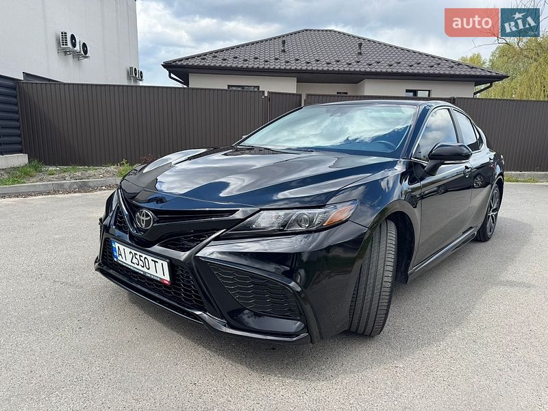 Toyota Camry 2022