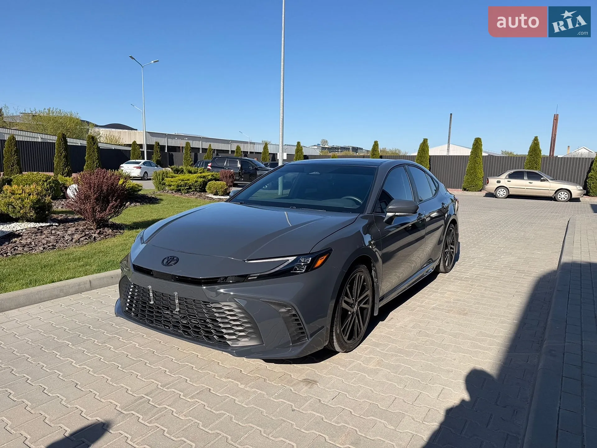 2024 Toyota Camry - мініатюра 2