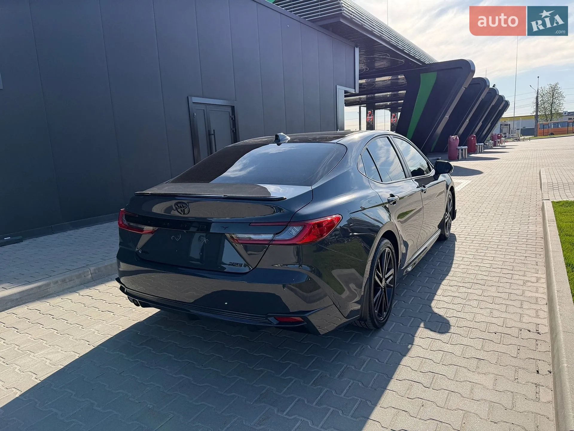 2024 Toyota Camry - мініатюра 3