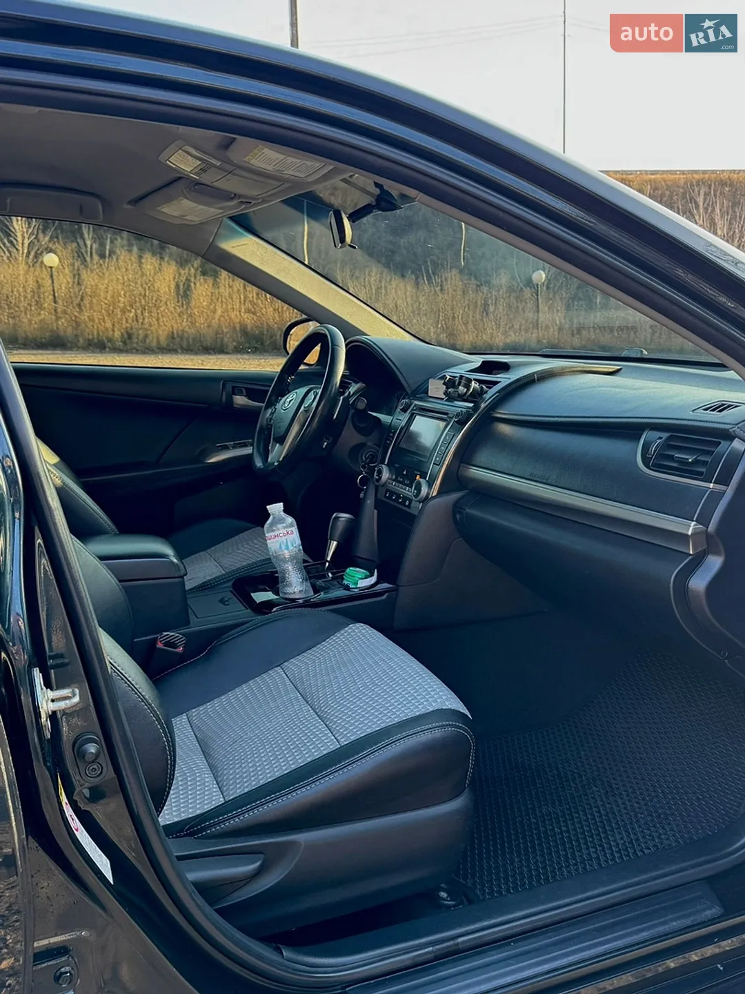 2013 Toyota Camry - мініатюра 10