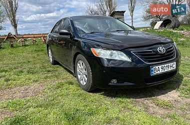 Седан Toyota Camry 2007 в Гайвороні